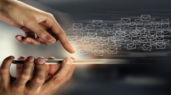 gesendete mails landen im spam e mail hand