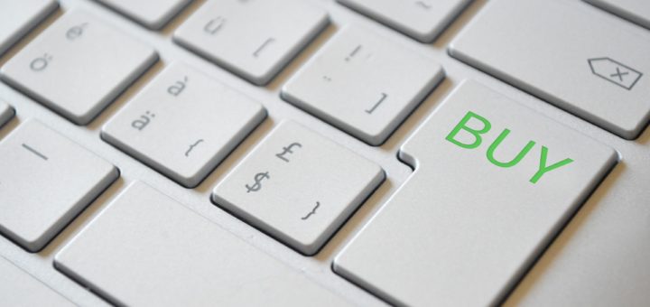 Tastatur, die anstatt der Enter-Taste eine Buy-Taste hat