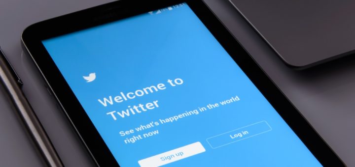Twitter Bildschirm auf Smartphone