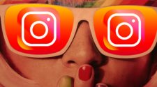 virtuelle influencer girl with glasses