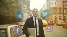 CEO-Positionierung CEO mit Laptop