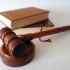 Meta-Millionenstrafe Gericht Hammer Justiz