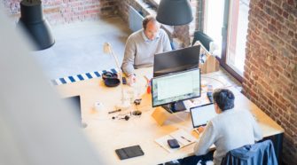 Aleph Alpha ist ein neues Statup aus Deutschland – Bild von einem Office