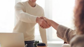 Mitarbeiter-Engagement: wie zufrieden sind Arbeitnehmer mit ihrem Arbeitgeber?